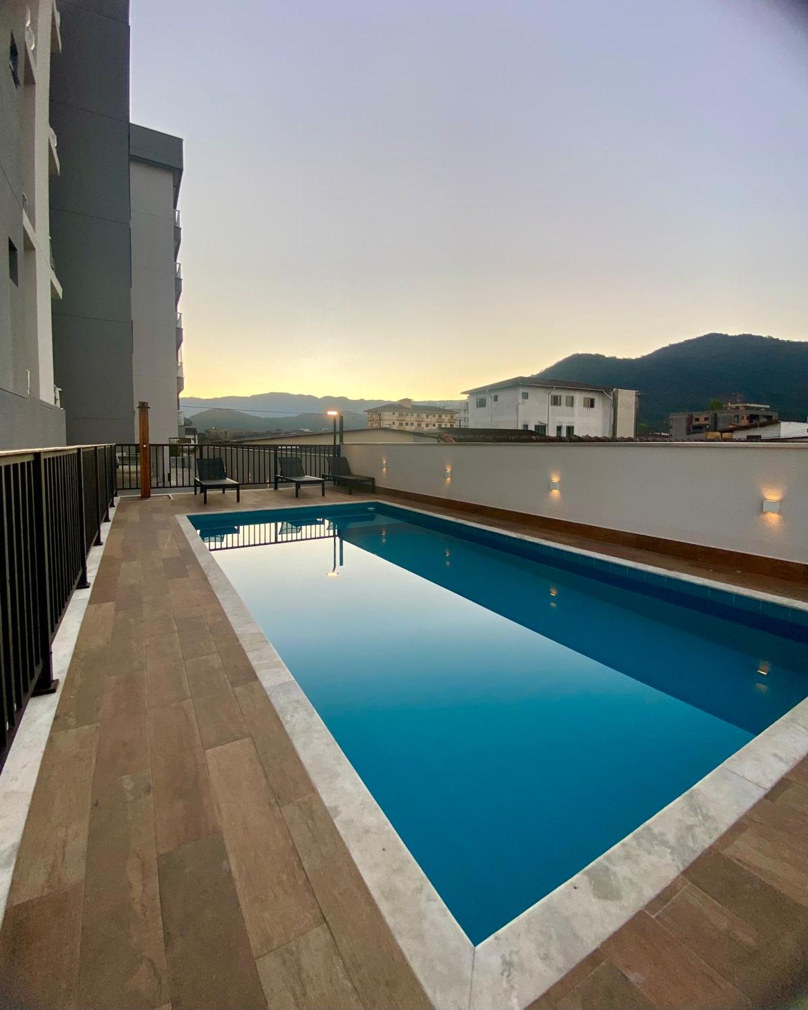 Ap No Centro Piscina E Churras Ubatuba Exterior foto